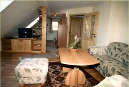 Feuerer * Όμπερτραουν